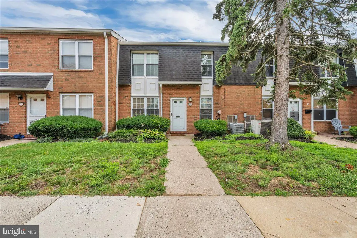 2036 Harbour Dr, Palmyra, NJ 08065 - #1