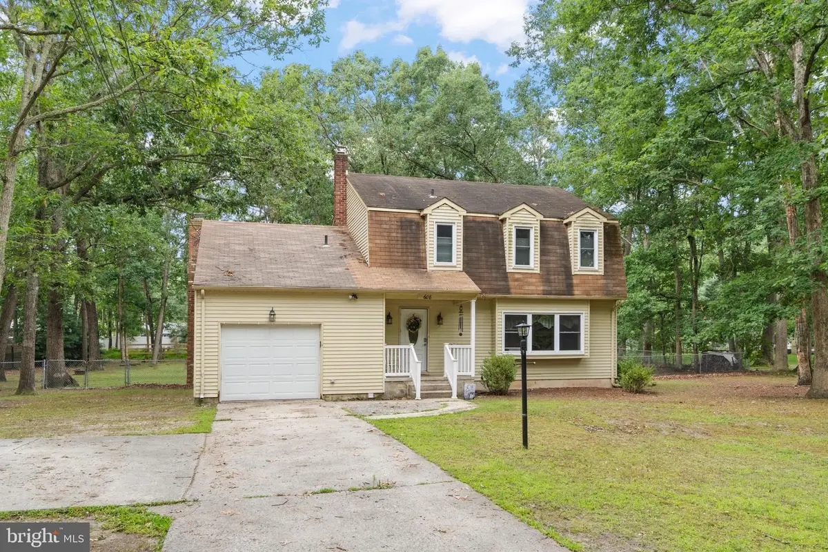 608 Avenue D, Southampton, NJ 08088 - #1
