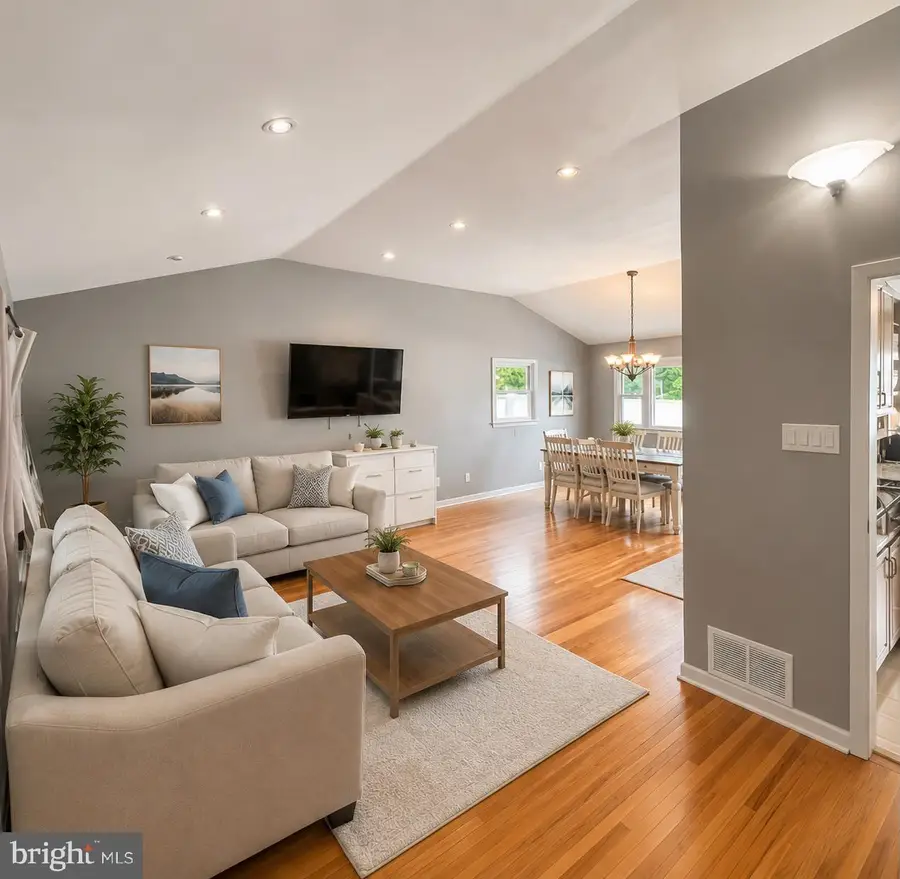 10 Wedgewood Dr, Cinnaminson, NJ 08077 - #2