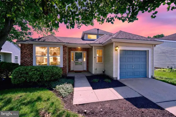 680 Cascade Dr S, MOUNT LAUREL, NJ 08054