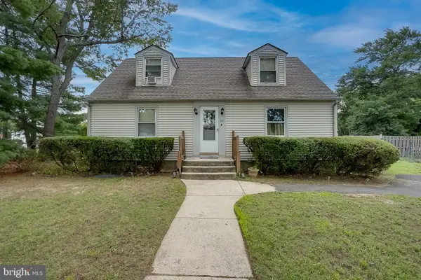 20 Rose St, WILLINGBORO, NJ 08046