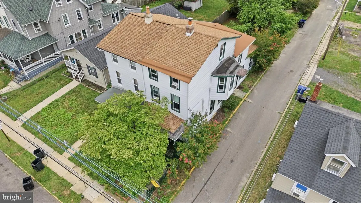 236 Washington St, Mount Holly, NJ 08060 - #1