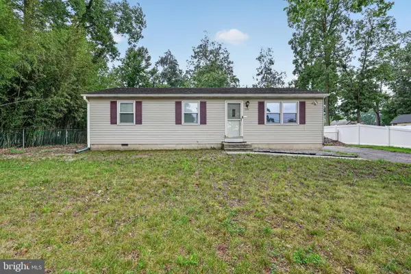 2206 Walnut Ave, HAINESPORT, NJ 08036