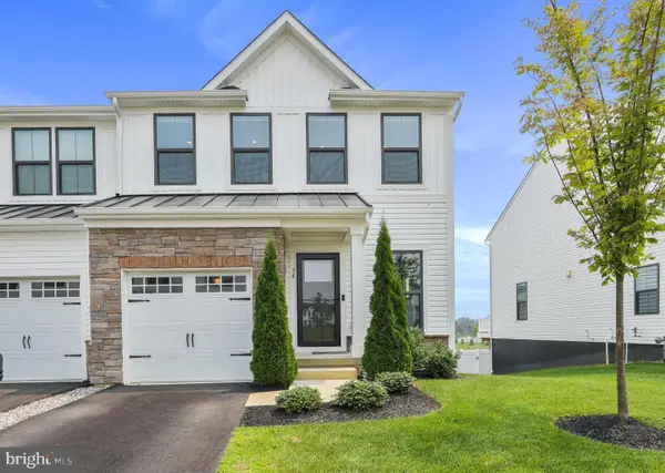 34 Sage Way, MOUNT LAUREL, NJ 08054