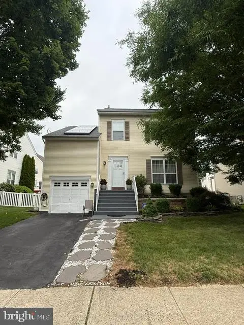 21 Cherokee Trl, Burlington, NJ 08016 - #1