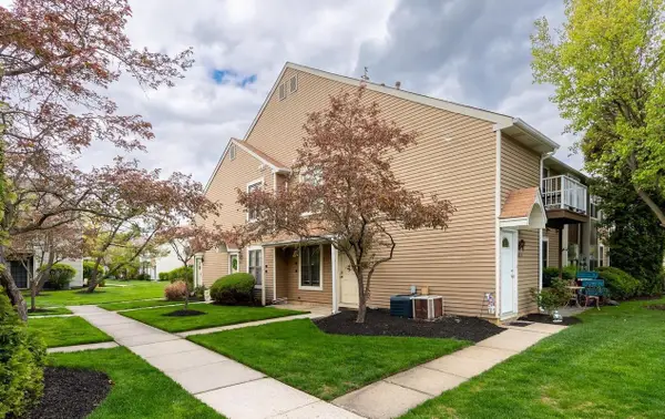 139 Bradford Ct, MOUNT LAUREL, NJ 08054