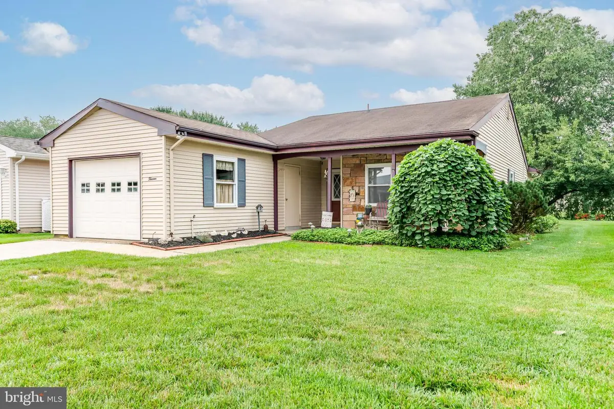 13 Sheffield Pl, Leisuretowne, NJ 08088 - #1