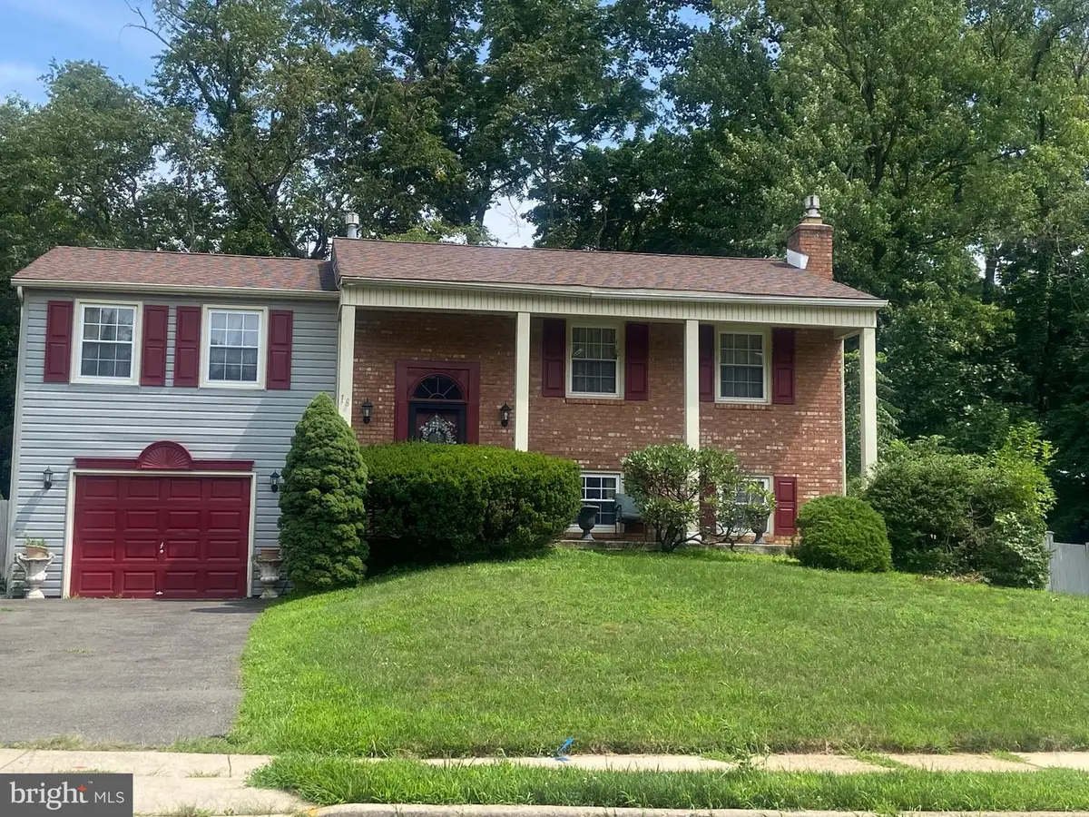 18 Fairmount Dr, Willingboro, NJ 08046 - #1