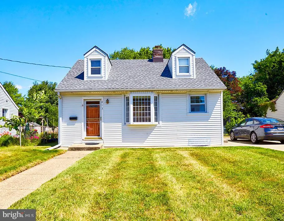 813 Columbus Rd, Burlington, NJ 08016 - #1