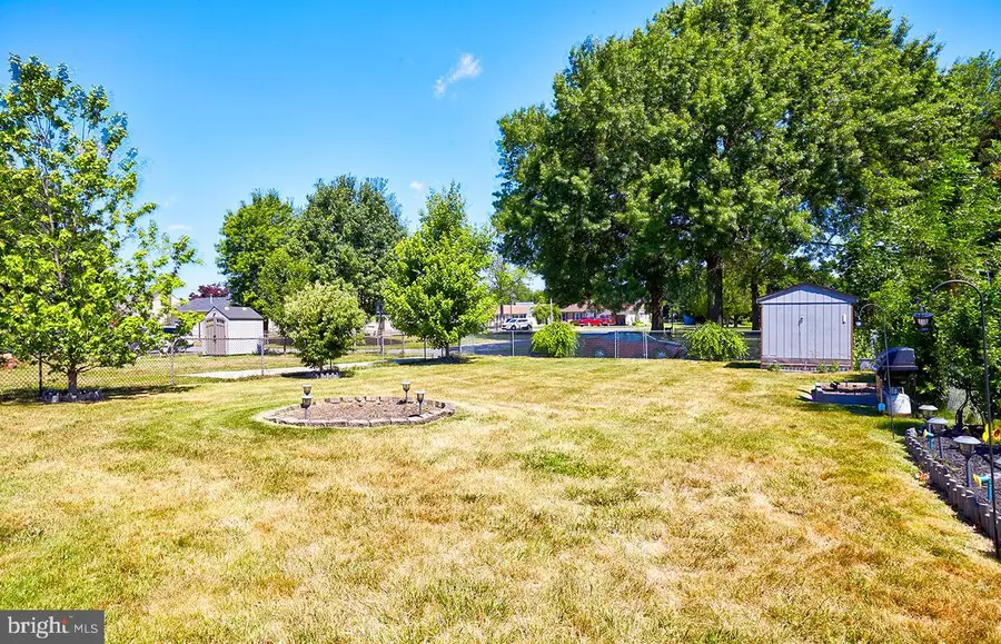 813 Columbus Rd, Burlington, NJ 08016 - #3