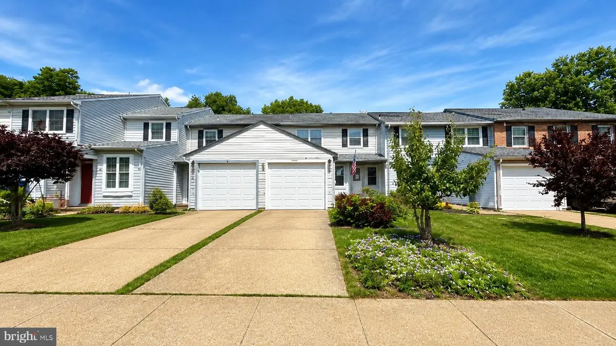 17 Farnwood Rd, Mount Laurel, NJ 08054 - #1