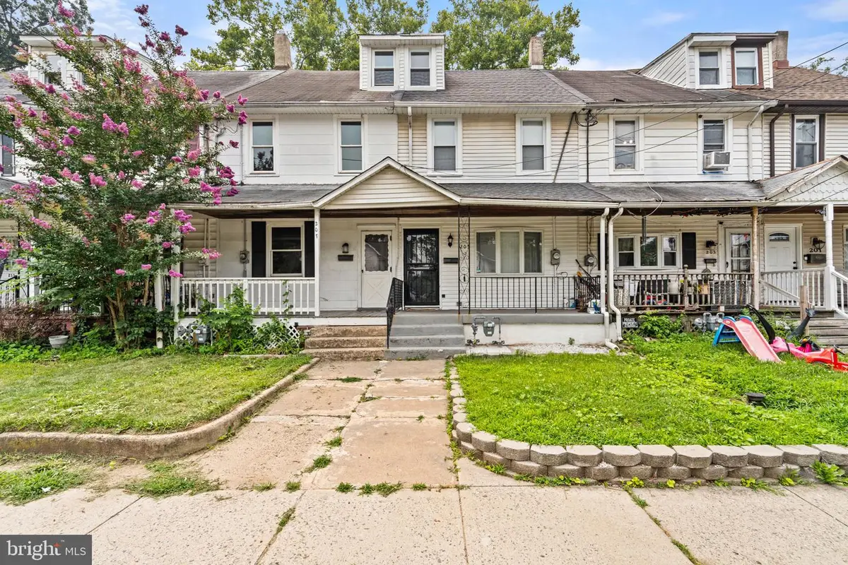 205 Willow St, Delanco, NJ 08075 - #1