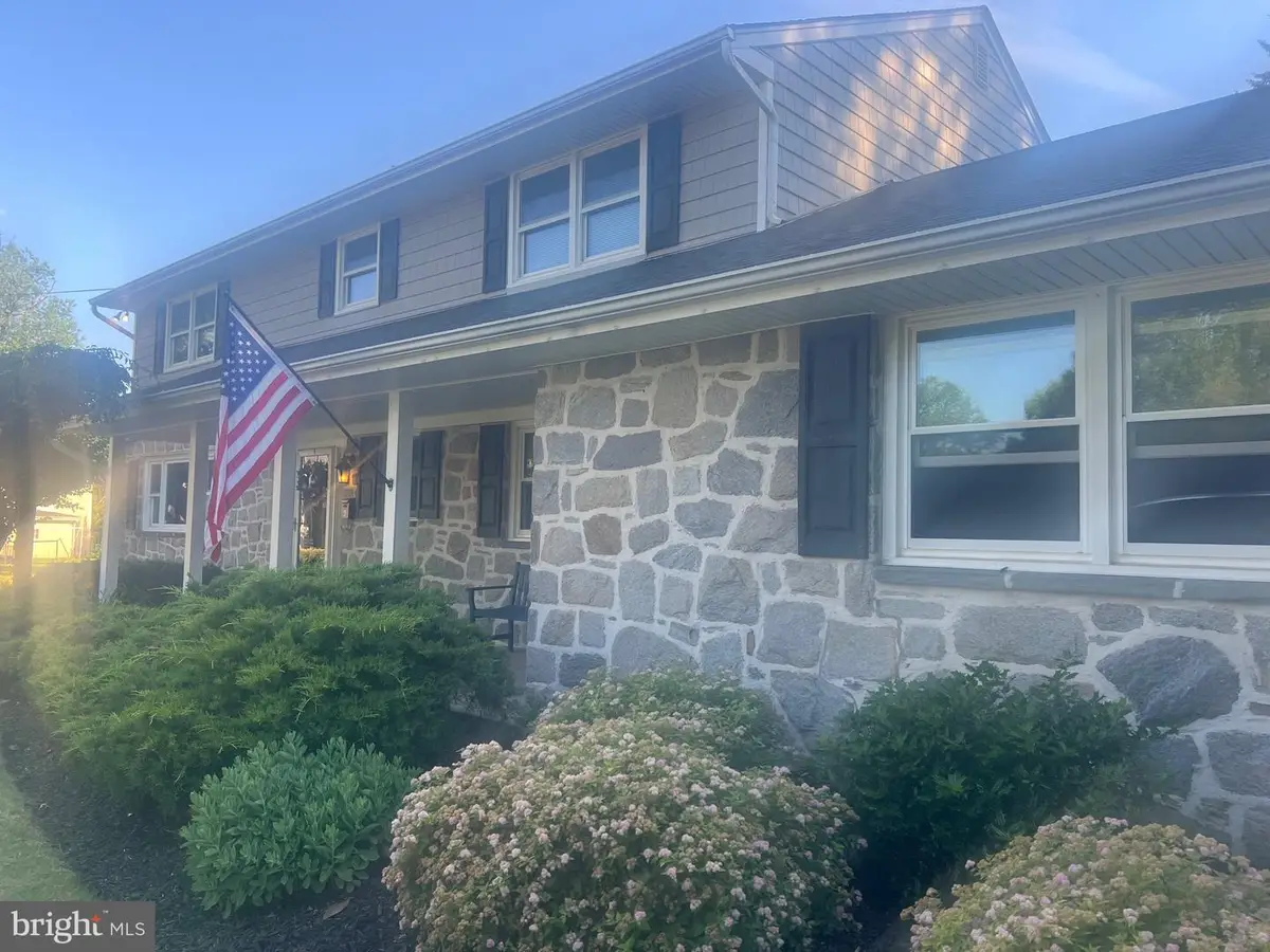 3 Laurel Ct, Cinnaminson, NJ 08077 - #1