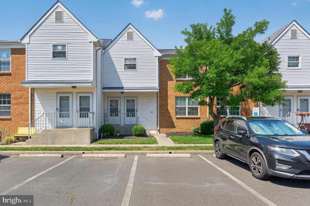 913 Woodchip Rd, Lumberton, NJ 08048 - #1
