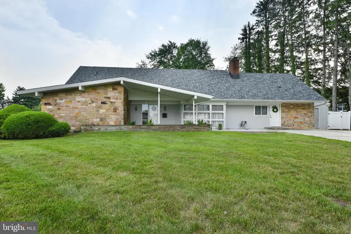 8 Windover Ln, Willingboro, NJ 08046 - #1