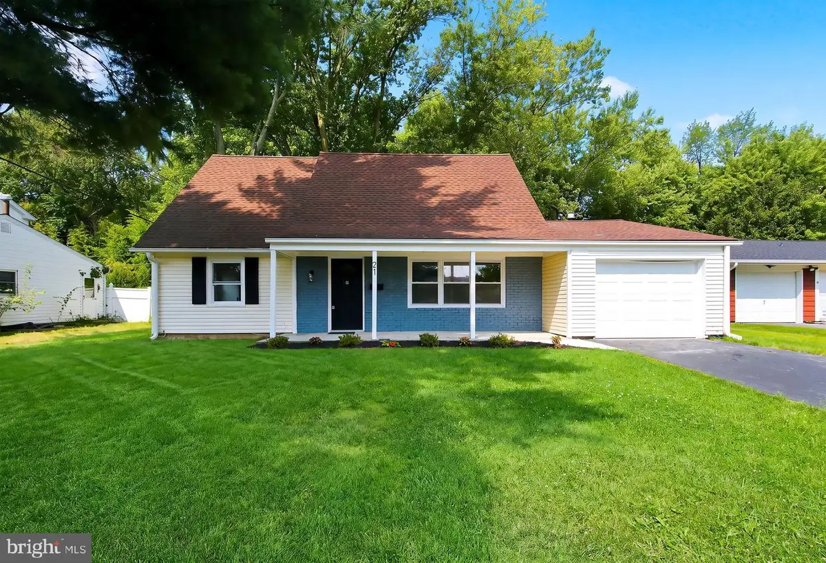 21 Glenview Ln, Willingboro, NJ 08046 - #1