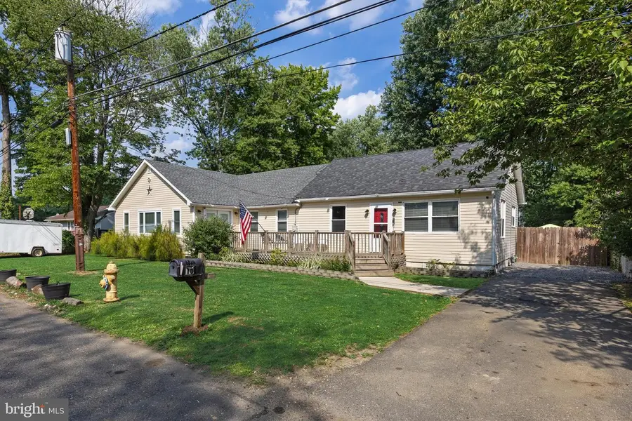 16 Oregon Ave, Mount Laurel, NJ 08054 - #3