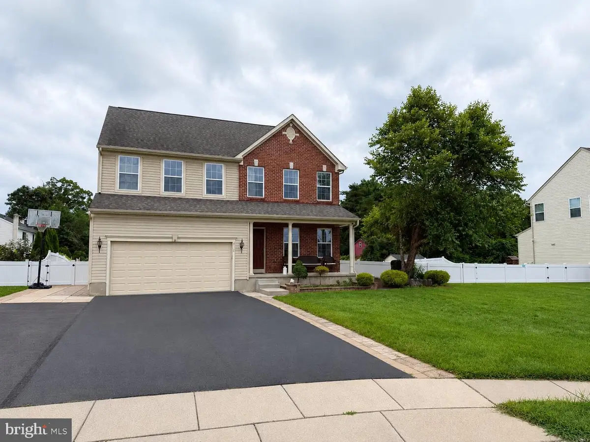 5 Goodyear Ln, Burlington, NJ 08016 - #1