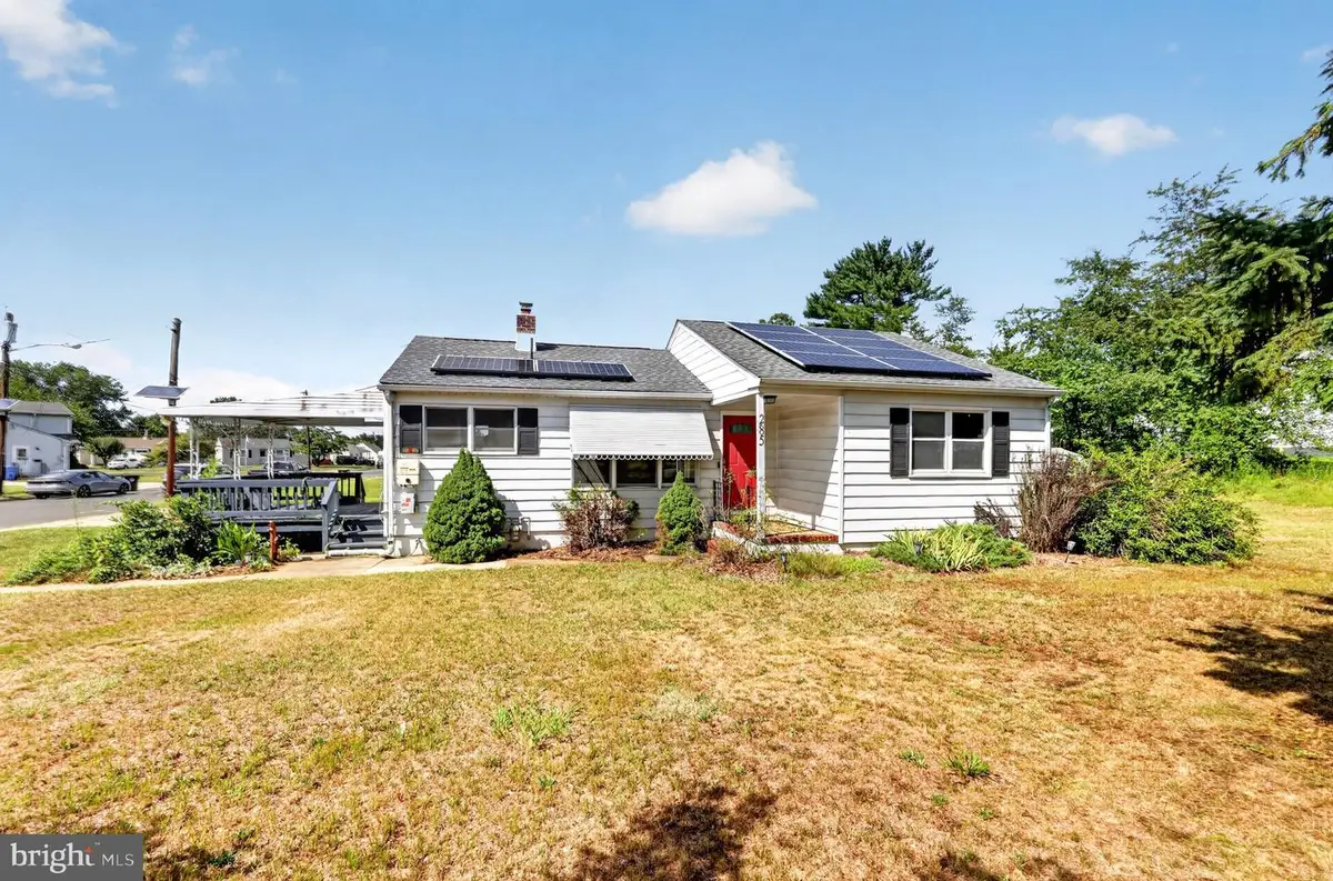 285 Mill Rd, Burlington, NJ 08016 - #1