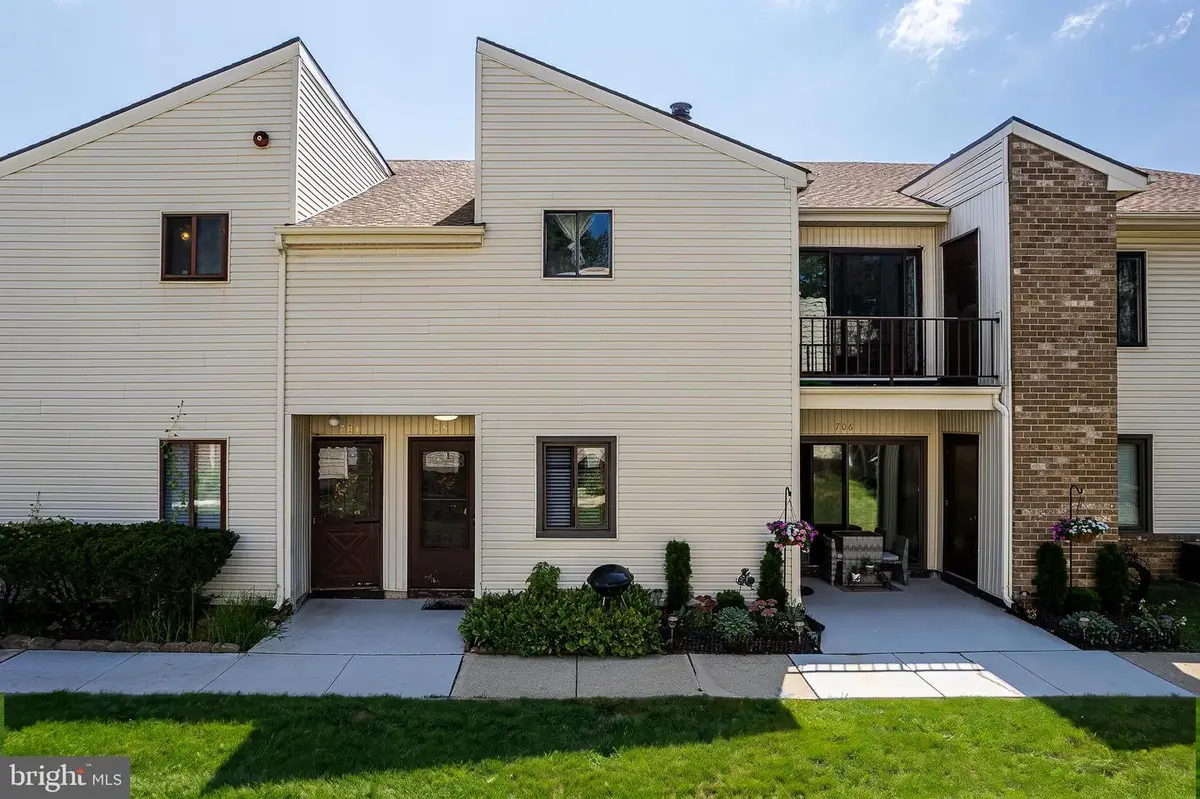 705 Downing Ct, Westampton, NJ 08060 - #1