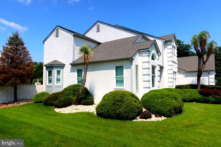 2100 Derby Dr, Cinnaminson, NJ 08077 - #2