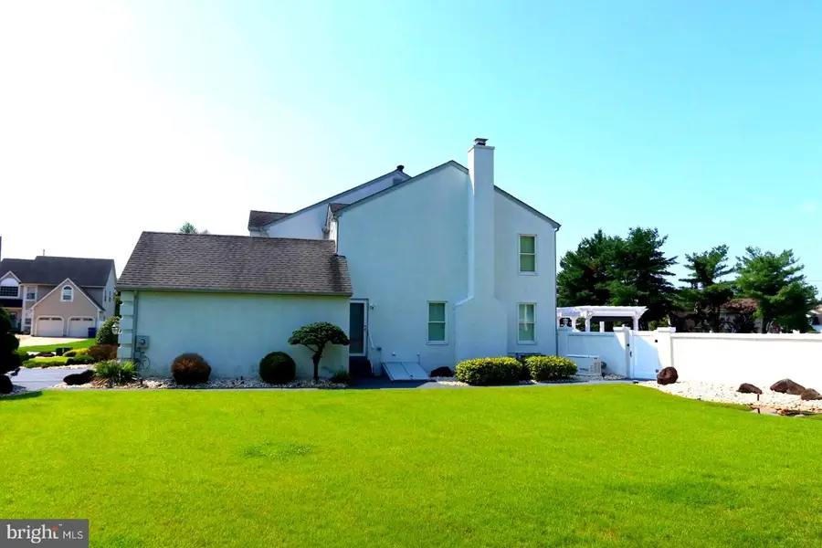 2100 Derby Dr, Cinnaminson, NJ 08077 - #3