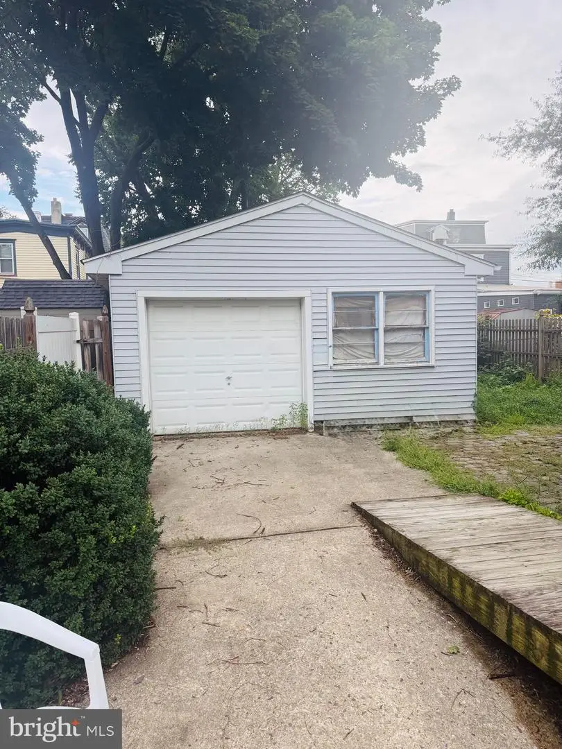 347 Oliver St, Bordentown, NJ 08505 - #3