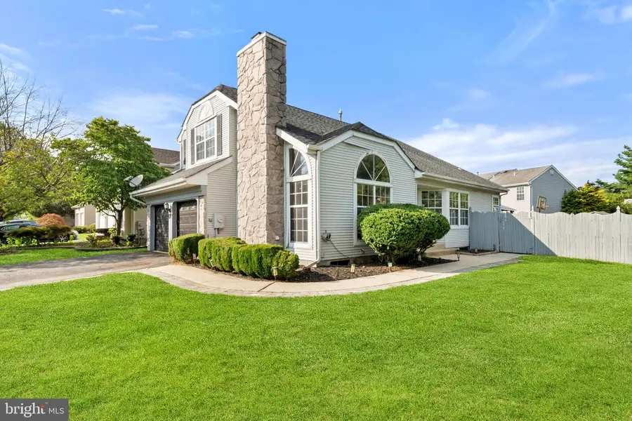 37 Wesley Ln, Burlington, NJ 08016 - #2