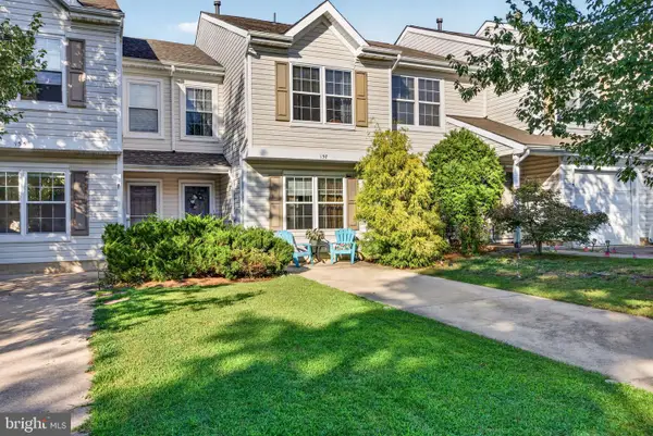 137 Buckingham Way, MOUNT LAUREL, NJ 08054