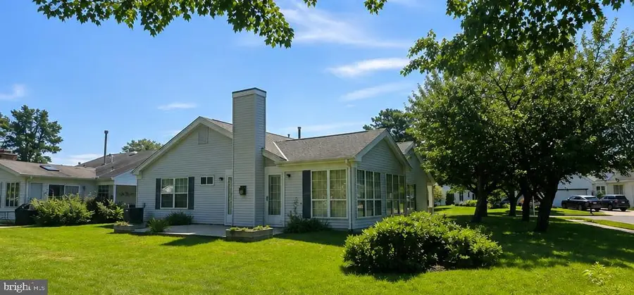 20 Newbury Dr, Leisuretowne, NJ 08088 - #2