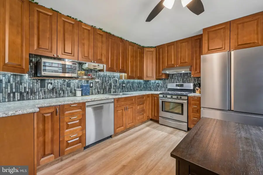 417 Florence Ave, Maple Shade, NJ 08052 - #3