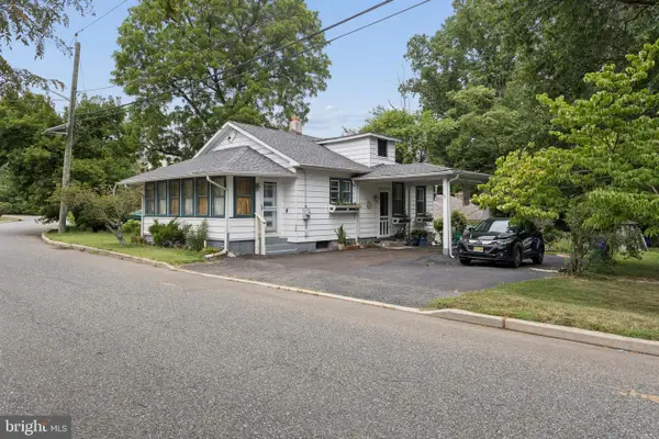 52 Thorntown Ln, BORDENTOWN, NJ 08505