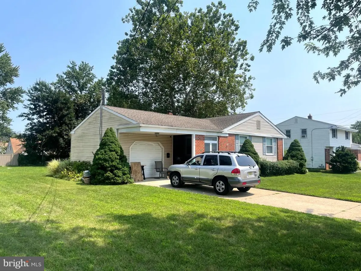 2414 New Albany Rd, Cinnaminson, NJ 08077 - #1