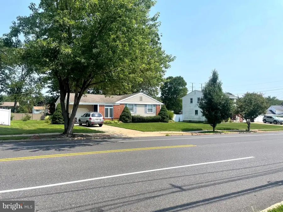 2414 New Albany Rd, Cinnaminson, NJ 08077 - #3