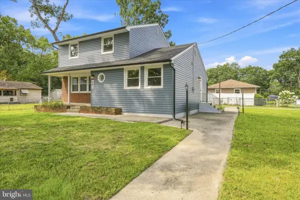 203 Arrahbella Ave, BROWNS MILLS, NJ 08015