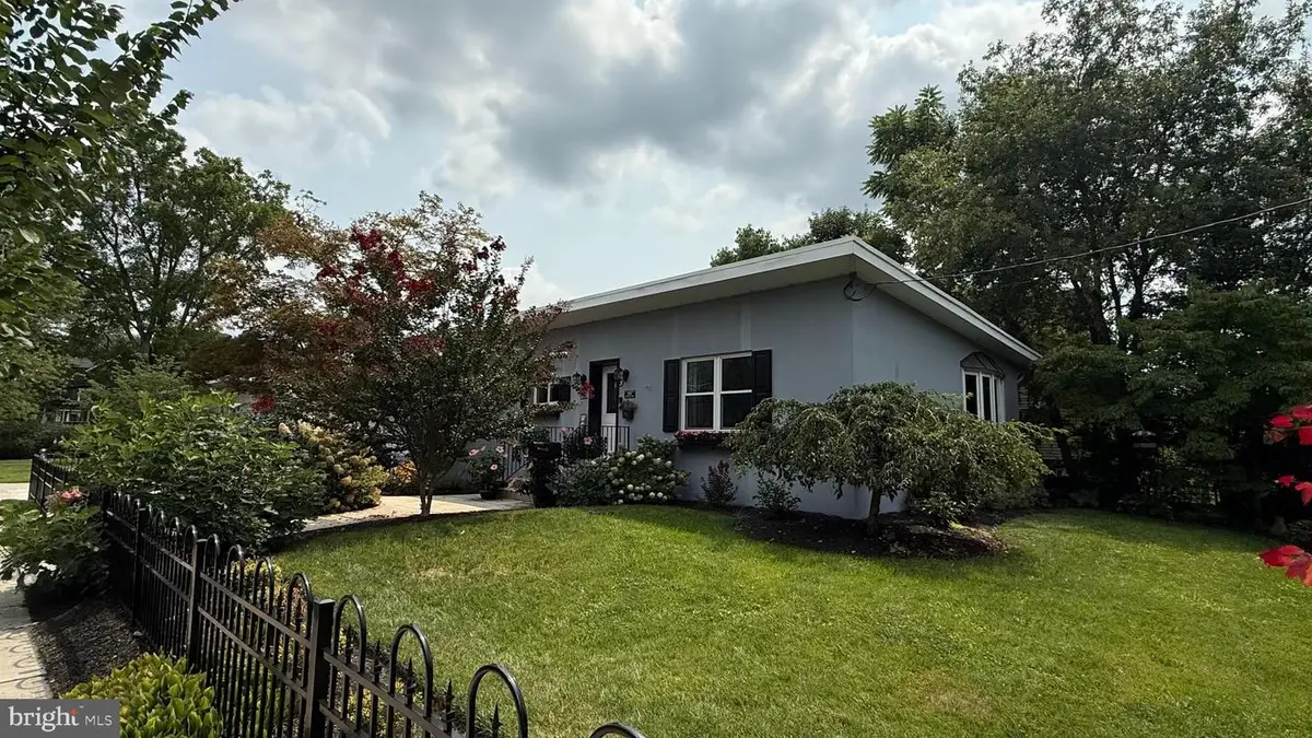 291 S Church St, Moorestown, NJ 08057 - #1
