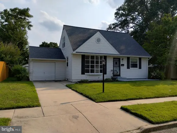 42 Farnsworth Ave, MAPLE SHADE, NJ 08052