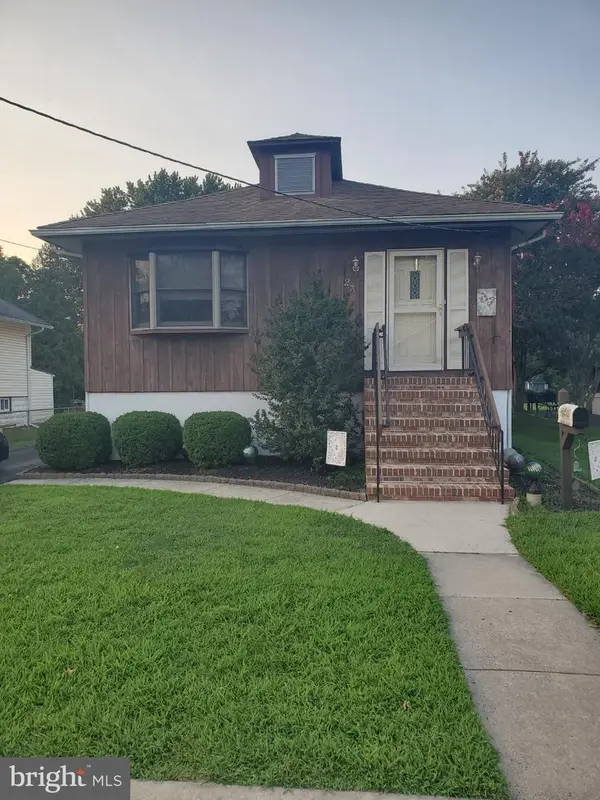 23 Browning Ave, MOORESTOWN, NJ 08057