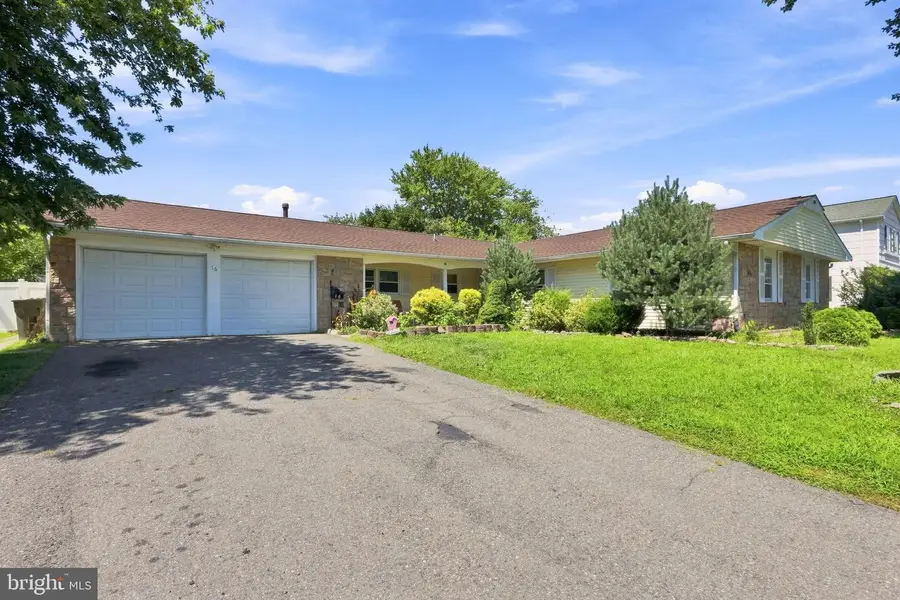 16 Terrell Ln, Willingboro, NJ 08046 - #2