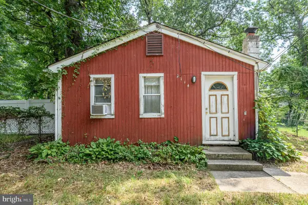 2114 Hanover Blvd, BROWNS MILLS, NJ 08015