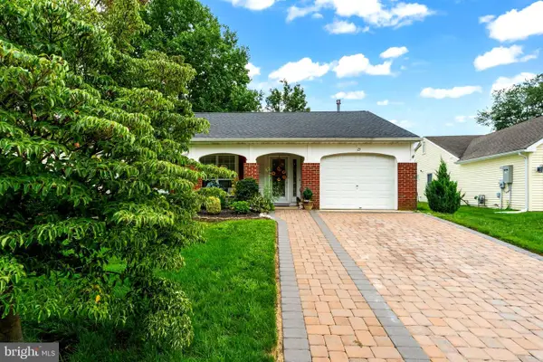 23 Buxton Ct, SOUTHAMPTON, NJ 08088
