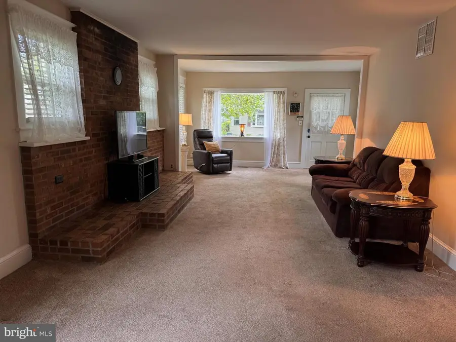 16 Norman Ave, Delran, NJ 08075 - #2