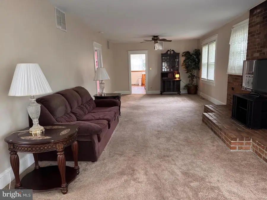 16 Norman Ave, Delran, NJ 08075 - #3