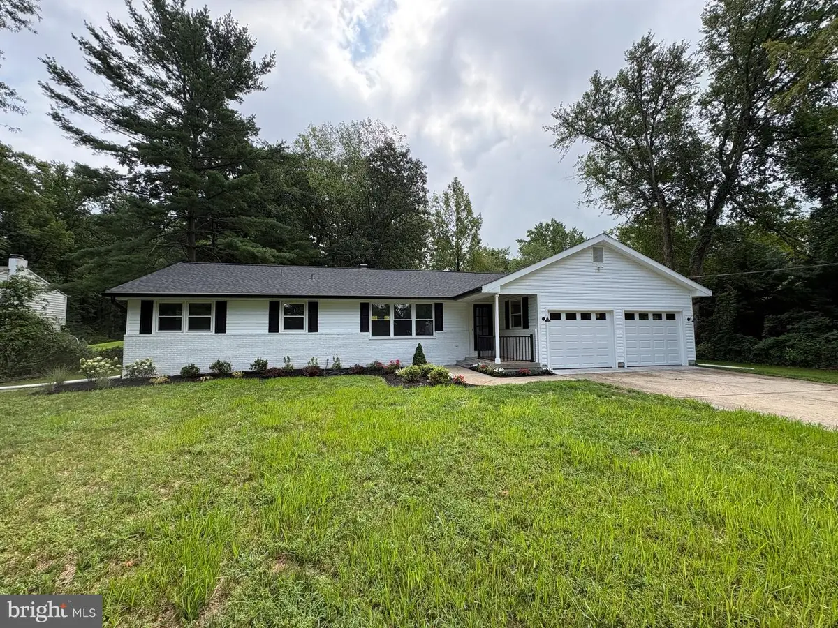 28034 Gaunts Bridge Rd, Columbus, NJ 08022 - #1