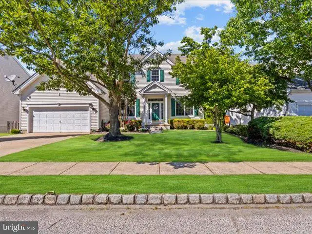 12 Whitford Dr, Burlington, NJ 08016 - #2