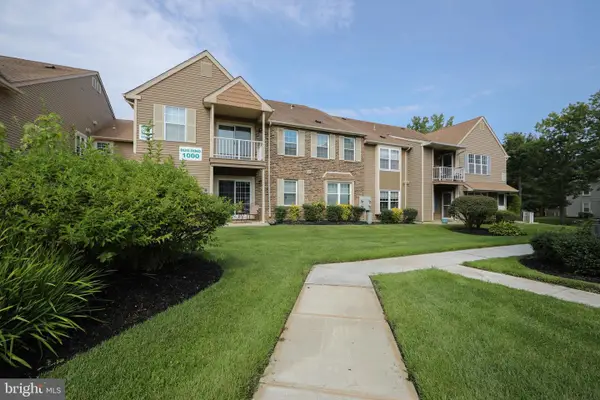 1011-b Scotswood Ct, MOUNT LAUREL, NJ 08054