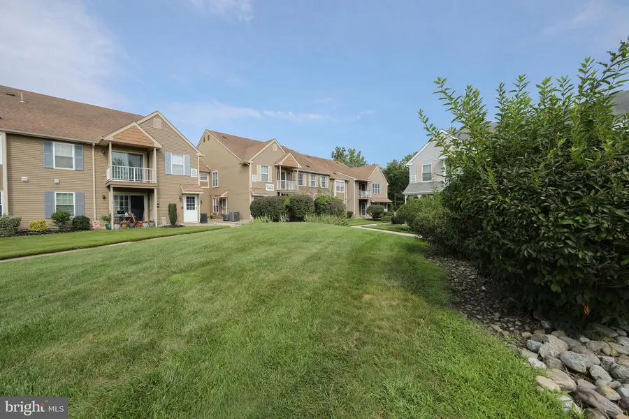 1011-b Scotswood Ct, Mount Laurel, NJ 08054 - #2