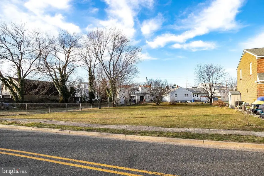 707 Columbus Rd, Burlington, NJ 08016 - #3