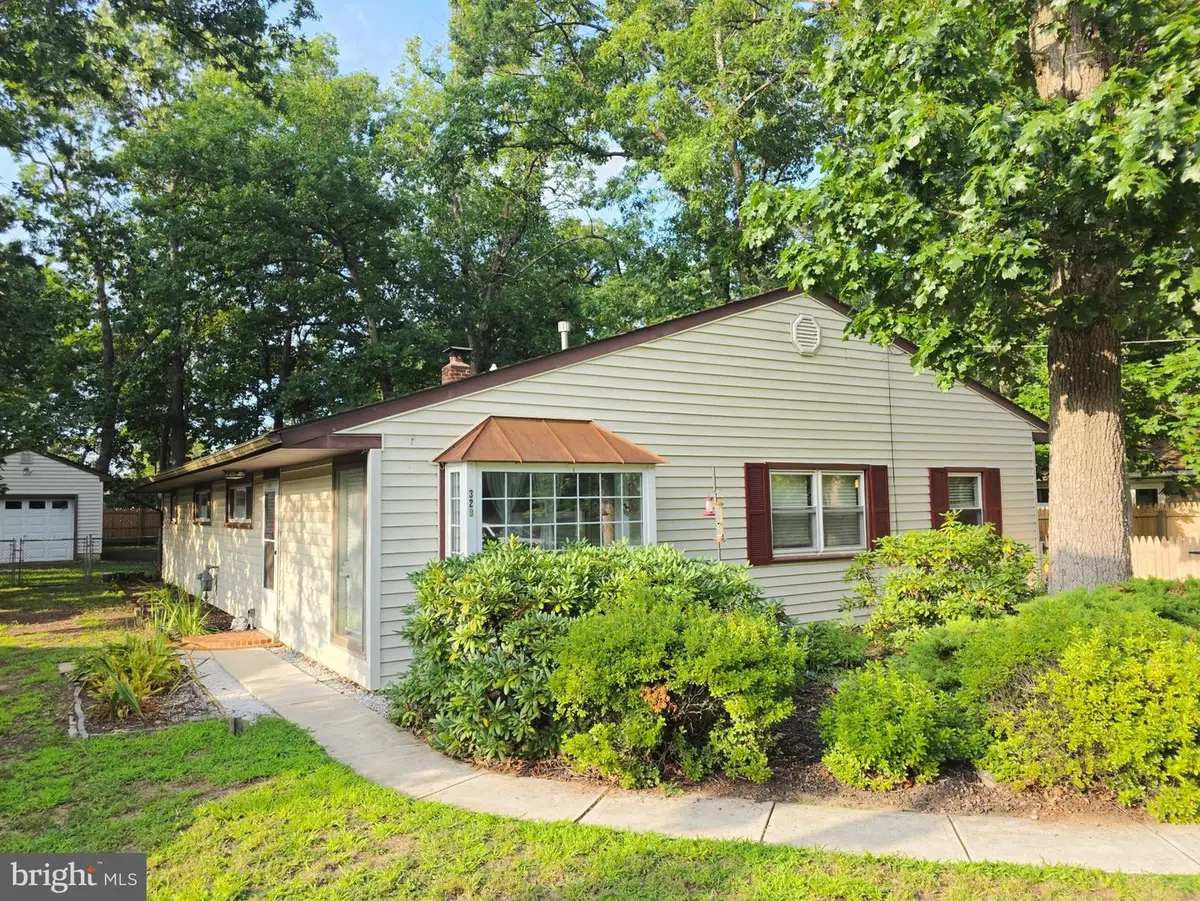 329 Evergreen Rd, Mount Laurel, NJ 08054 - #1