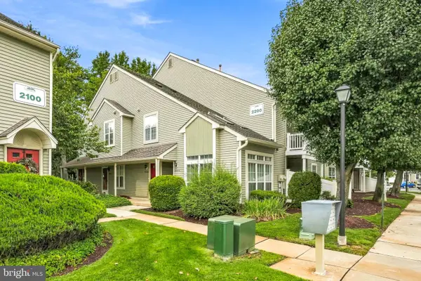 2202b Yarmouth Ln, MT LAUREL, NJ 08054